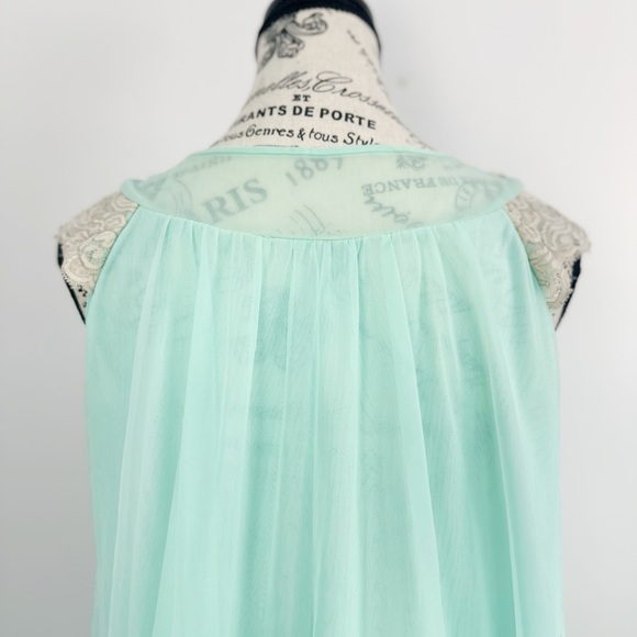 Vintage 1960’s Babydoll and Robe Peignoir Set - Picture 5 of 14